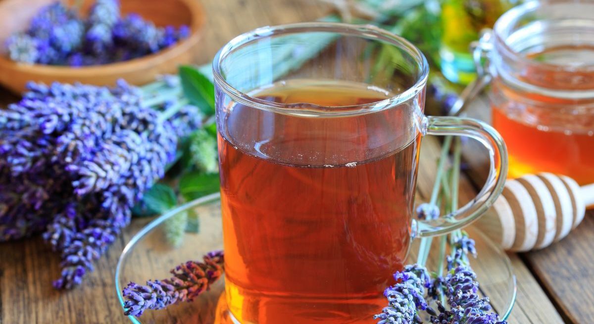 چای اسطوخودوس