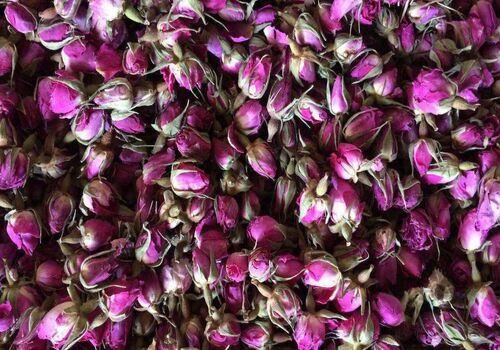 خلط صفرا، سودا و یبوست رو با این نسخه گیاهی درمان کن+ ویدیوی طرز تهیه 