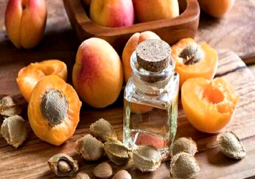 روغن هسته زردآلو؛ شگفتانه طبیعی برای داشتن بدن سالم