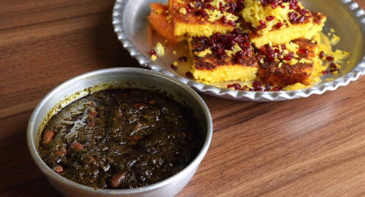 قورمه سبزی