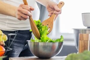 رژیم گیاه خواری چه تاثیری بر دوران بارداری دارد؟ + مزایا و معایب 