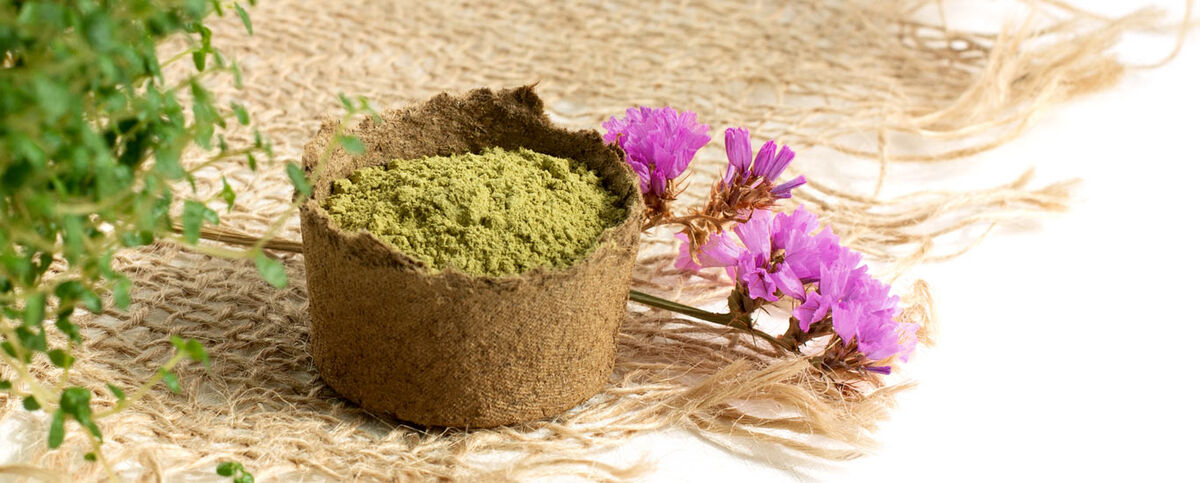 خواص حنا برای تقویت مو