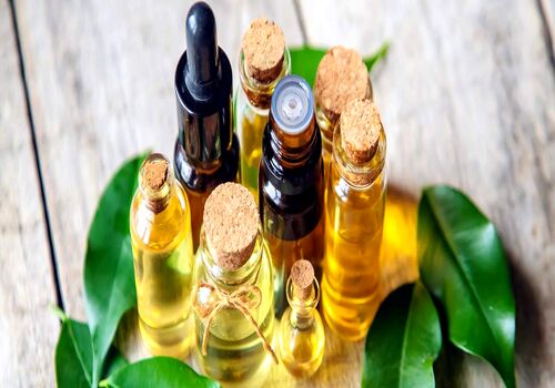 راحت ترین راهکار درمان خانگی گرمازدگی با استفاده از این روغن های گیاهی 