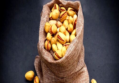 فواید پسته برای درمان کم خونی