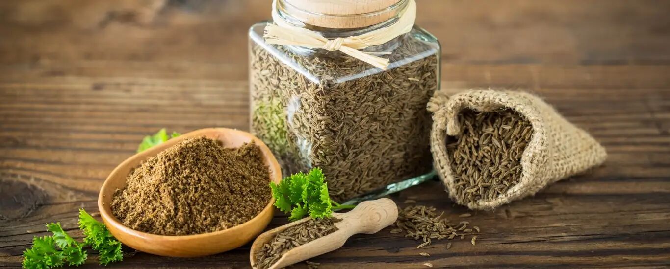 خواص عرق زیره برای لاغری، کبد و قند خون | چه کسانی نباید عرق زیره بخورند؟