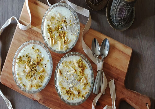 فرنی با جو پرک؛ یه صبحانه رژیمی برای تو که گیاهخواری + طرز تهیه 