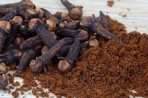 فواید میخک برای حل مشکلات جنسی آقایون + نحوه مصرف 