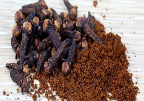 فواید میخک برای حل مشکلات جنسی آقایون + نحوه مصرف 