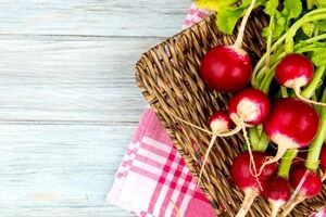 خواص برگ تربچه برای پوست و سلامت بدن