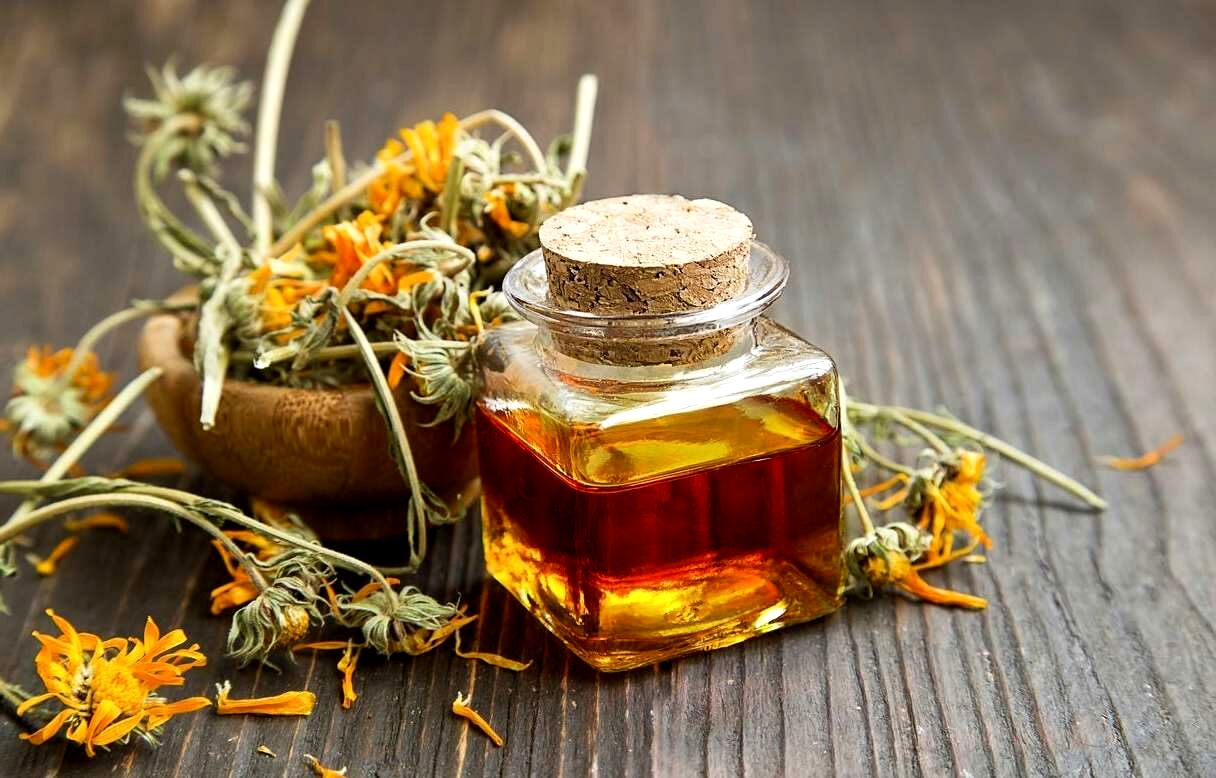 می دونستی با روغن همیشه بهار دیگه پوستت پیر نمیشه؟
