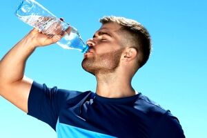 کم آبی باعث کاهش میل جنسی میشه؟ 