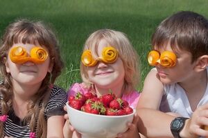 مهم ترین دلایل اسهال کودک و راهکار برای درمان خانگی 