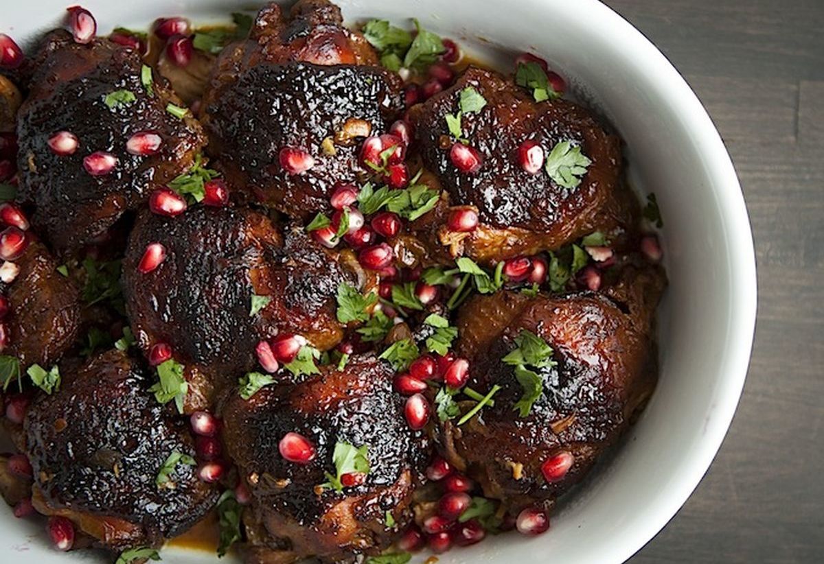 روش تهیه خورشت مرغ اناریجه؛ متفاوت ترین خورشت شمالی 