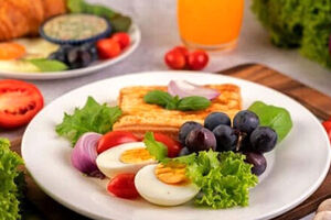 شام امشب؛ یه سالاد سبک و پروتئینی + طرز تهیه 