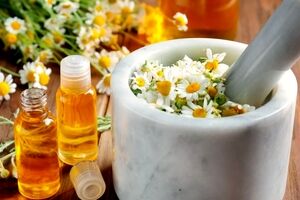 با روغن بابونه از دردهای عضلانی خداحافظی کن + خواص 